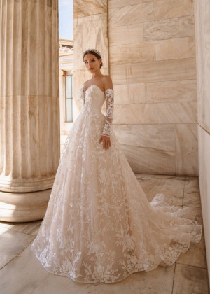 Sweetheart Neck Ivory Lace Corset Back Wedding Dress